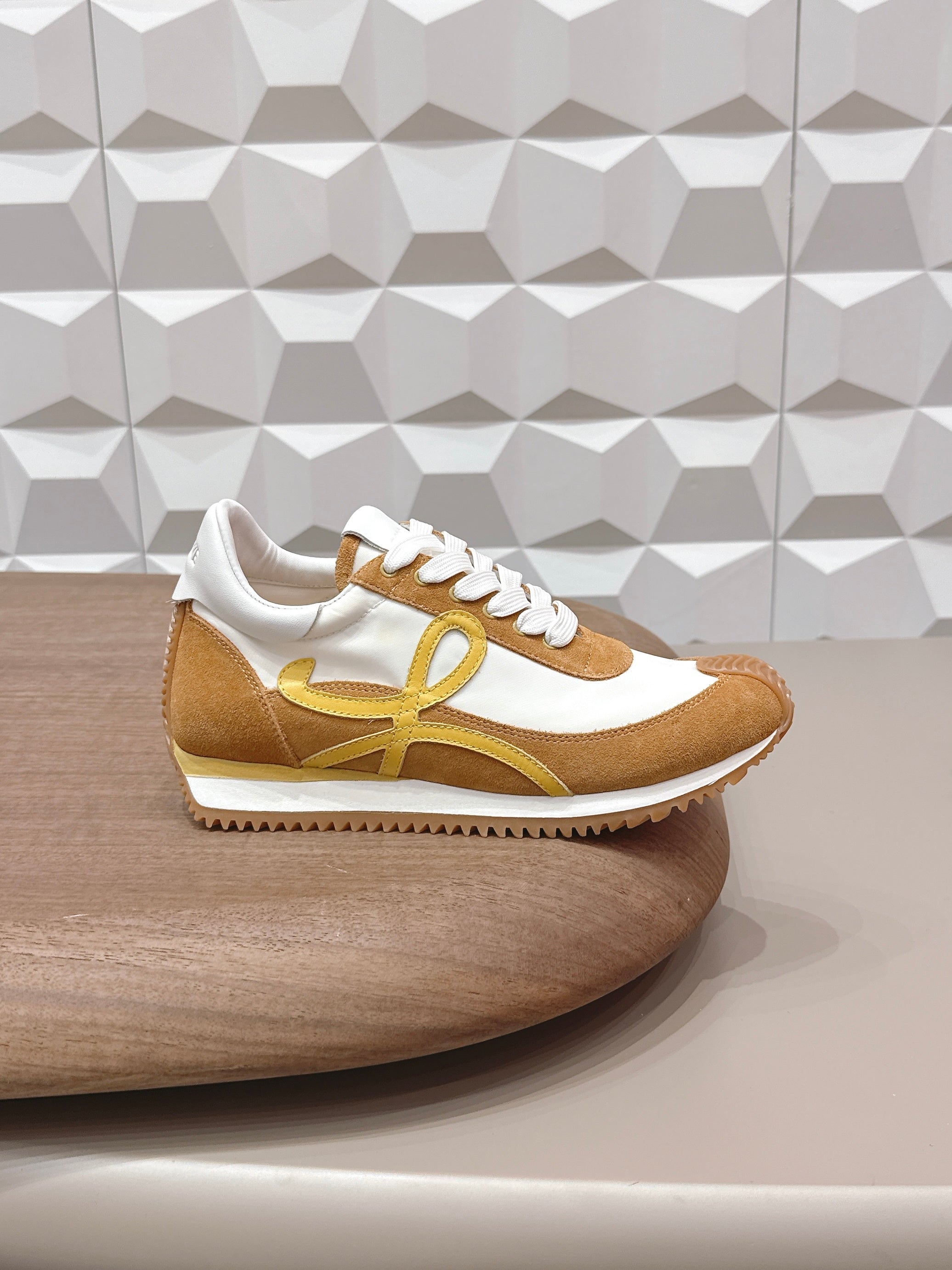 L2-Sneakers
