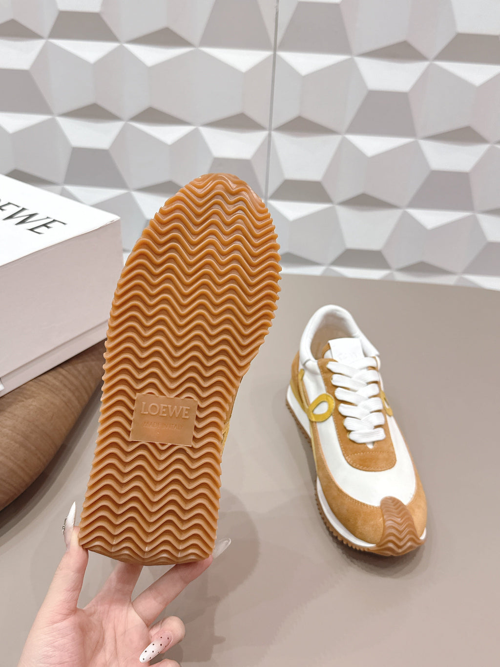L2-Sneakers