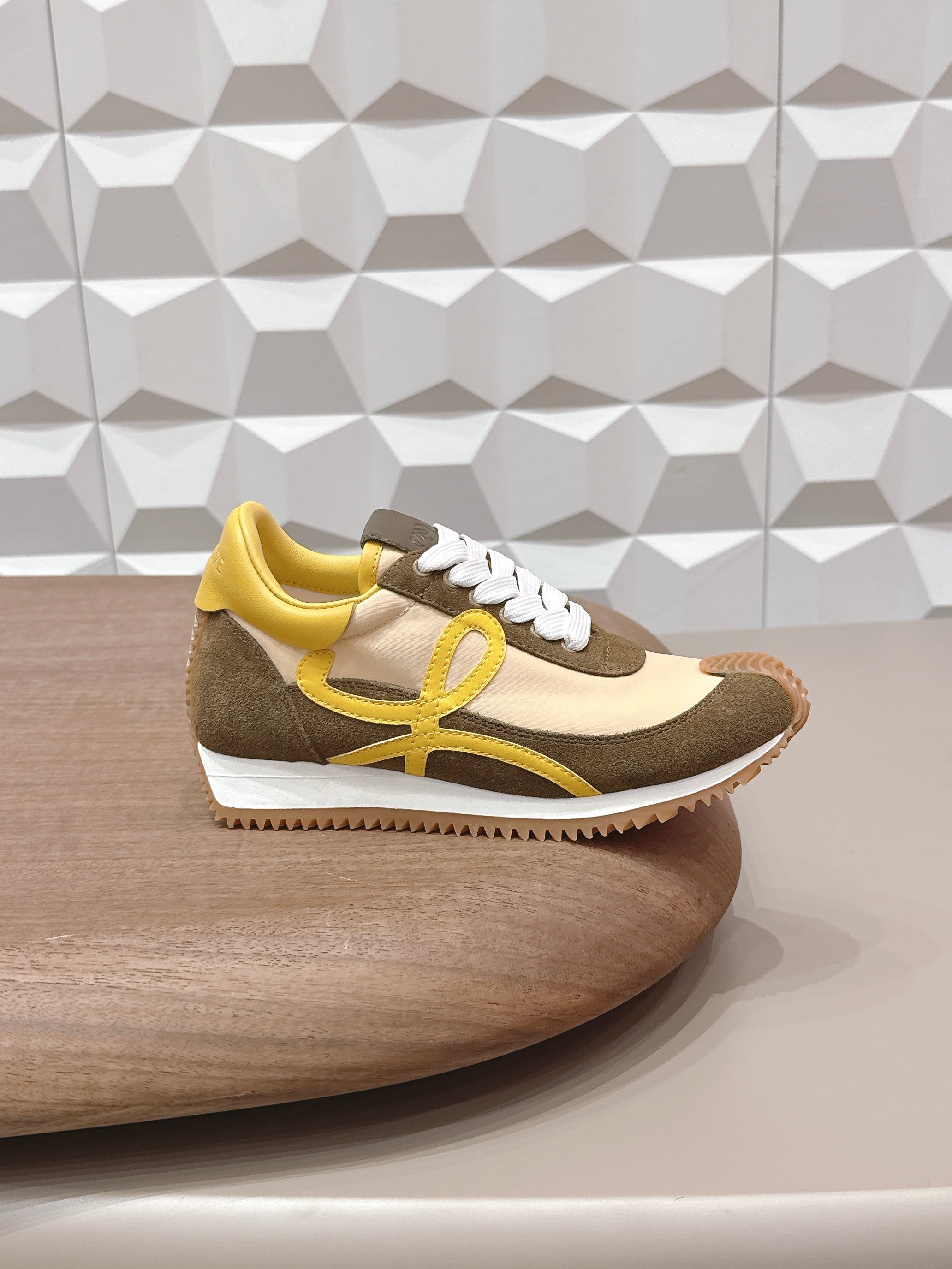 L2-Sneakers