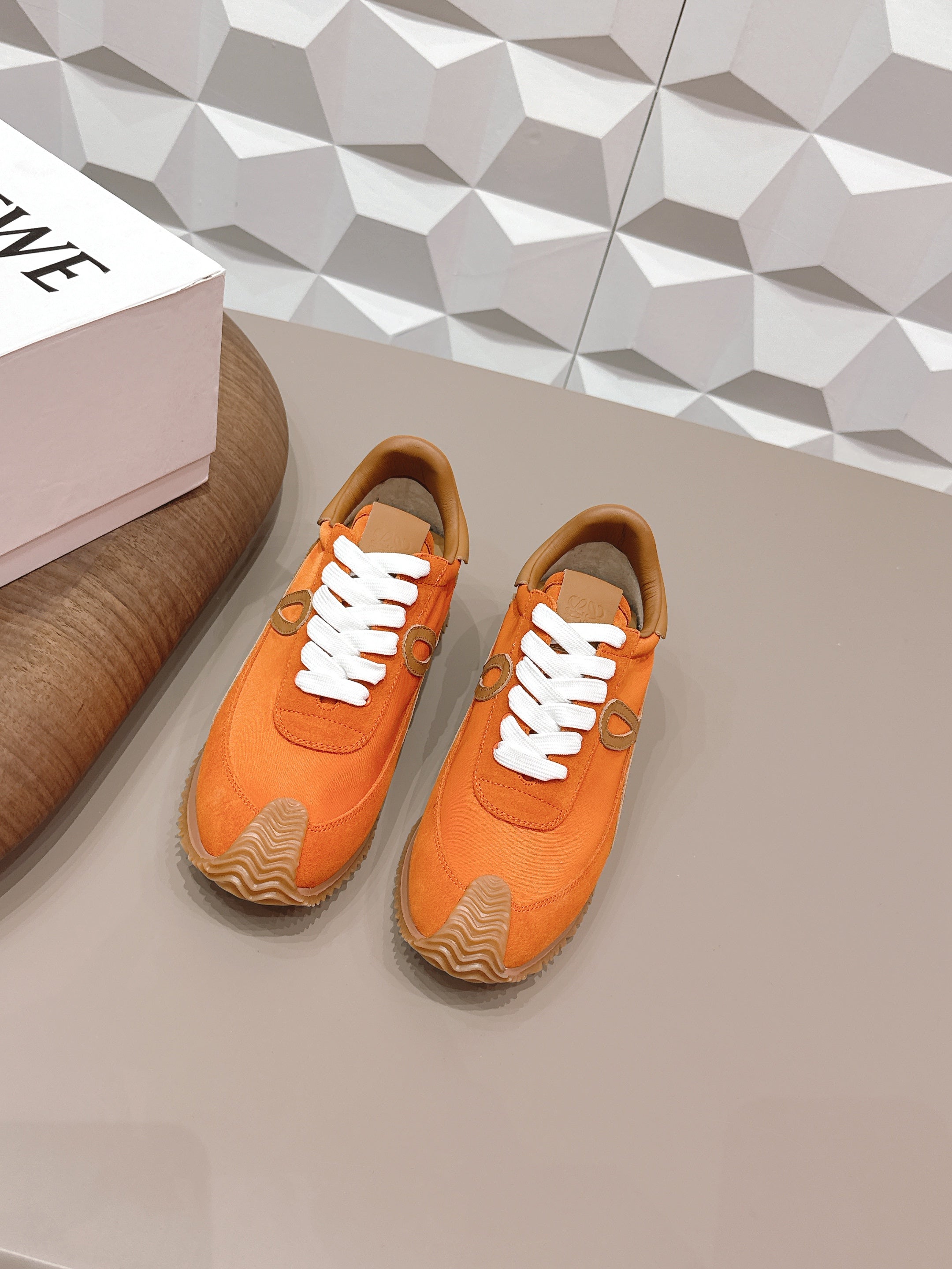 L2-Sneakers