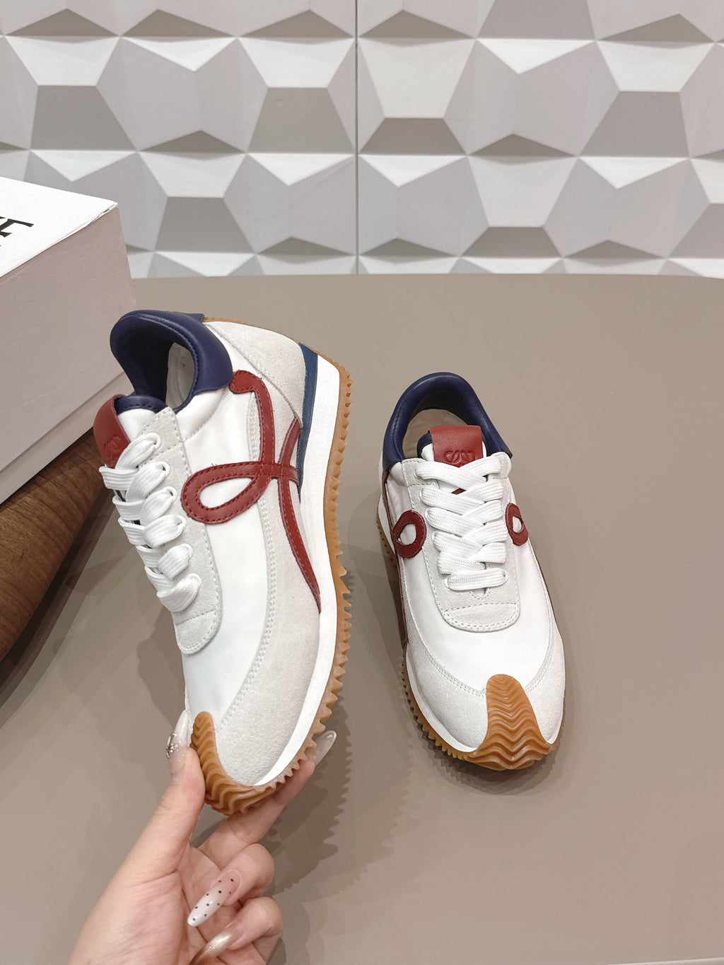 L2-Sneakers