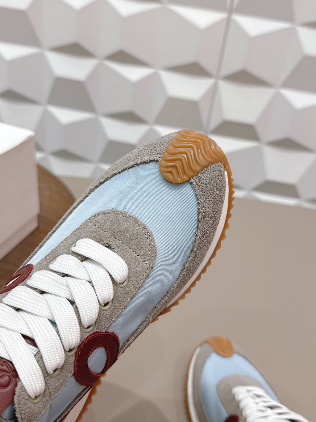 L2-Sneakers