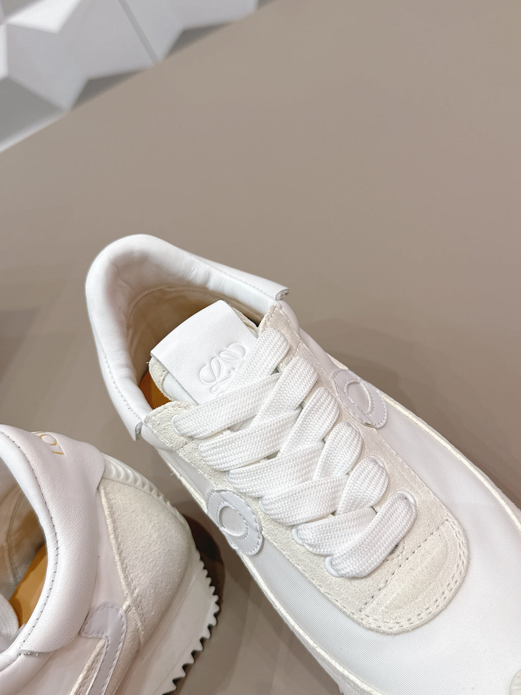 L2-Sneakers