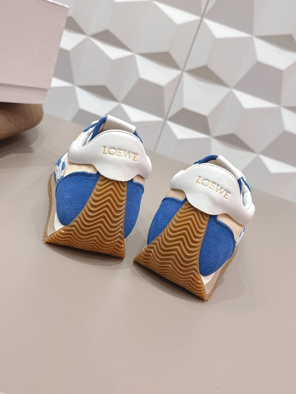 L2-Sneakers