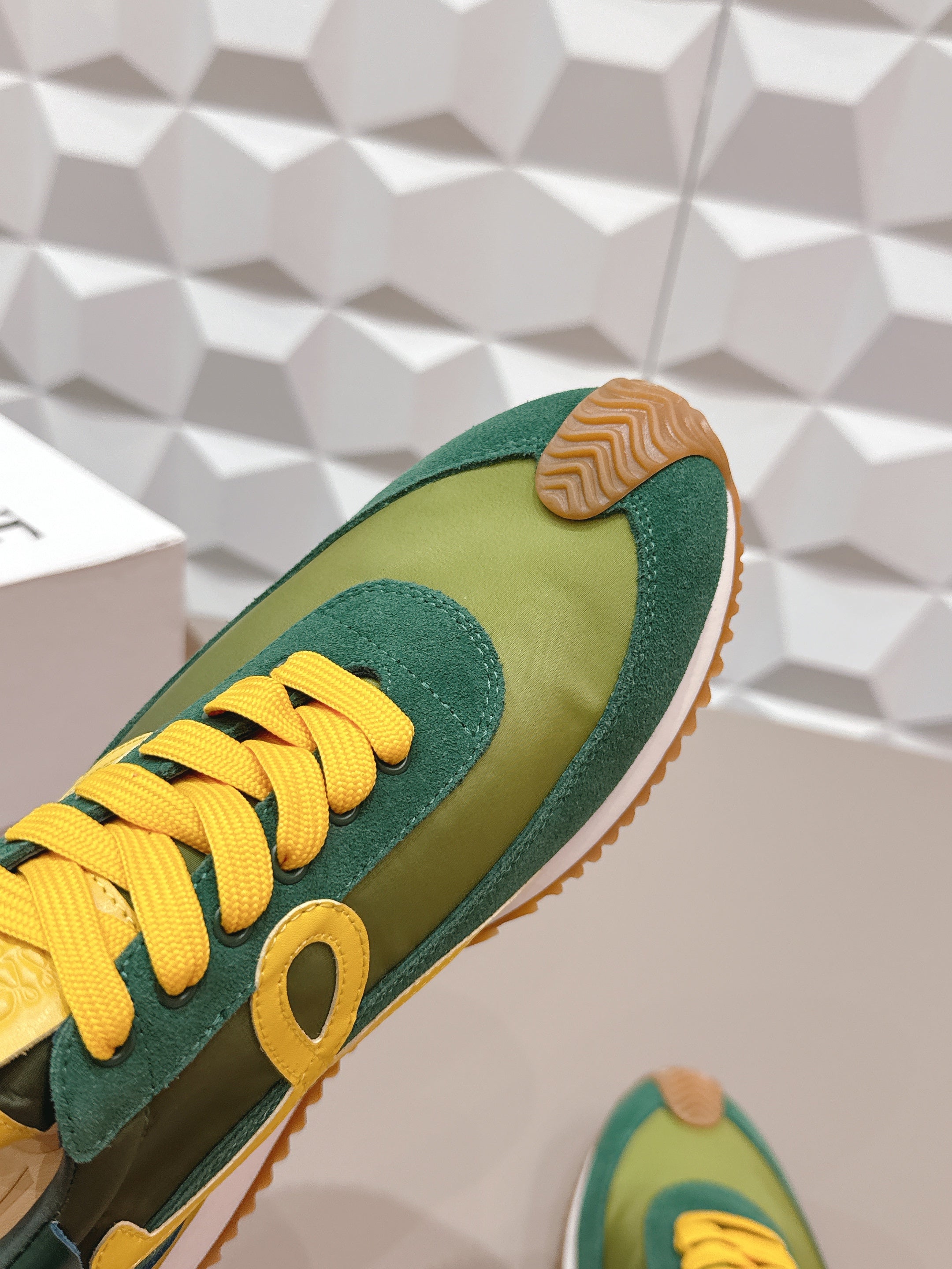 L2-Sneakers