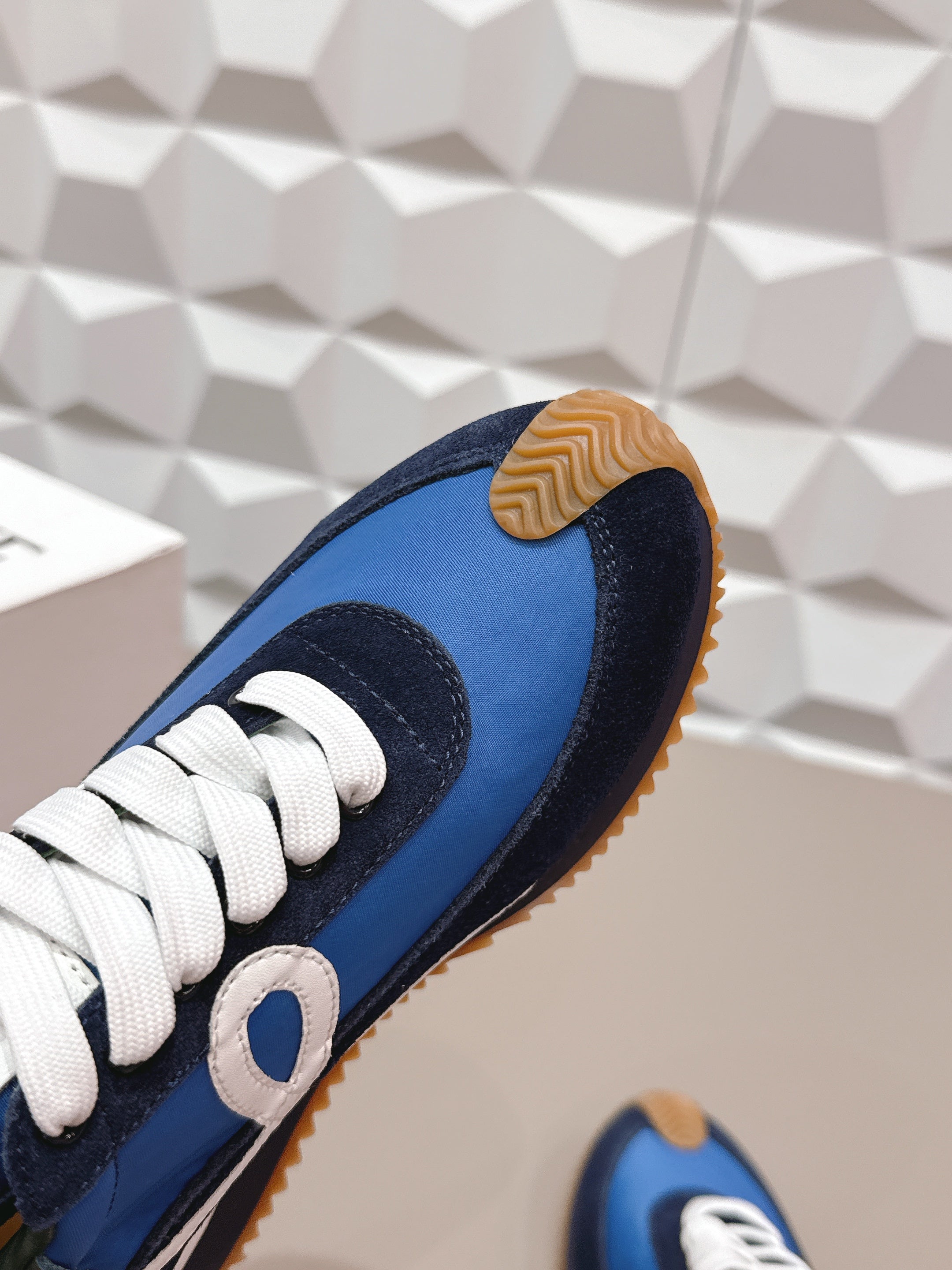 L2-Sneakers