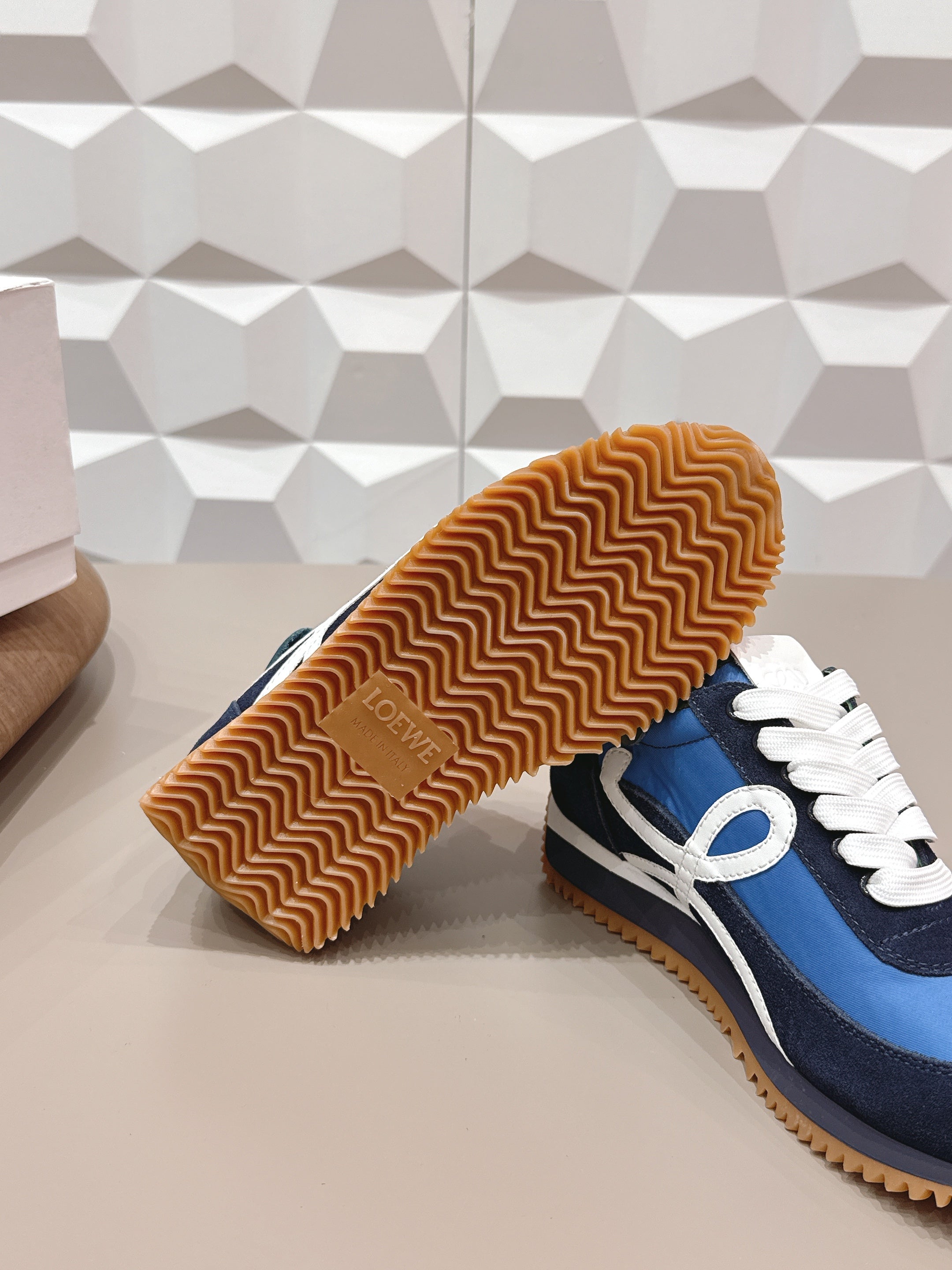 L2-Sneakers
