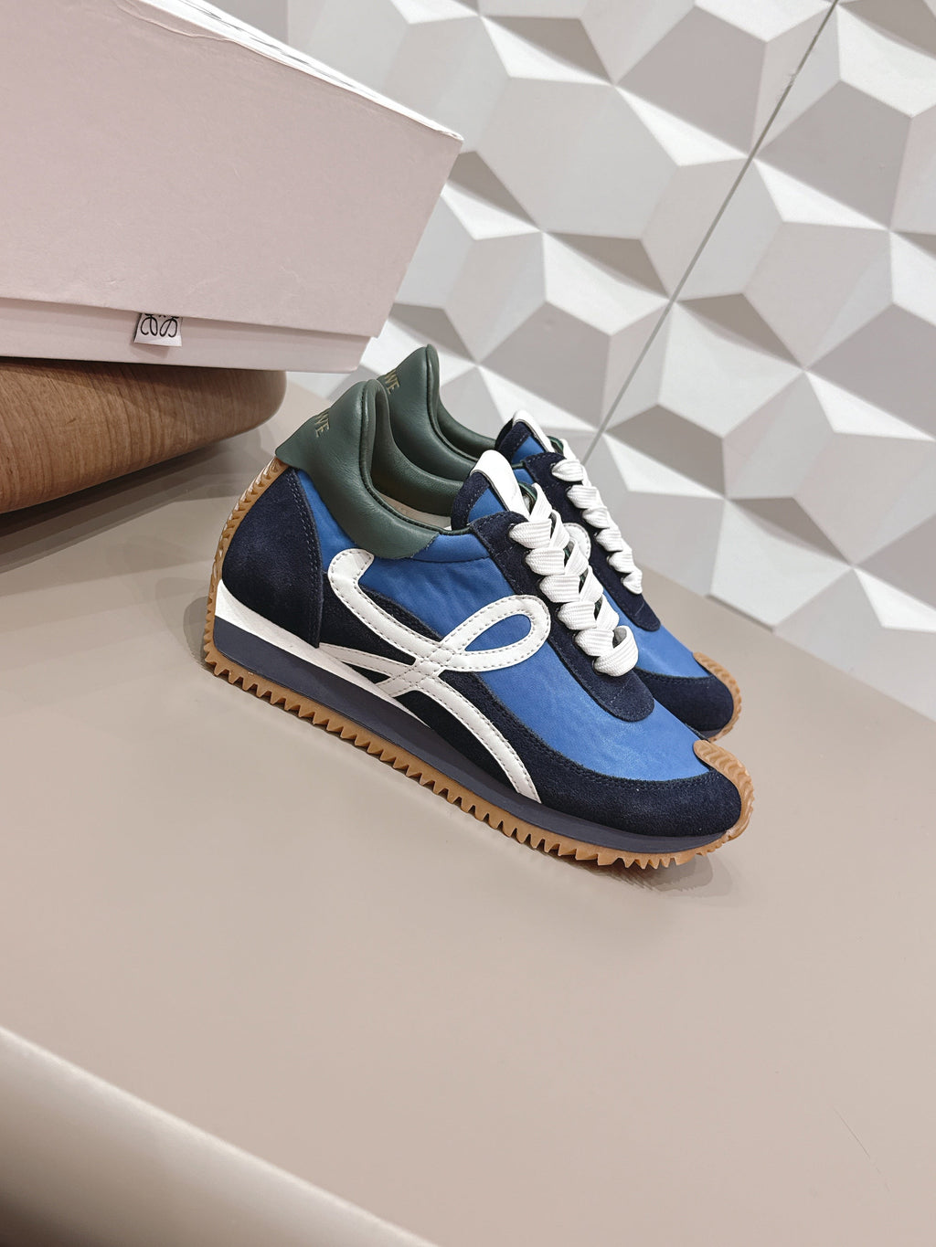 L2-Sneakers