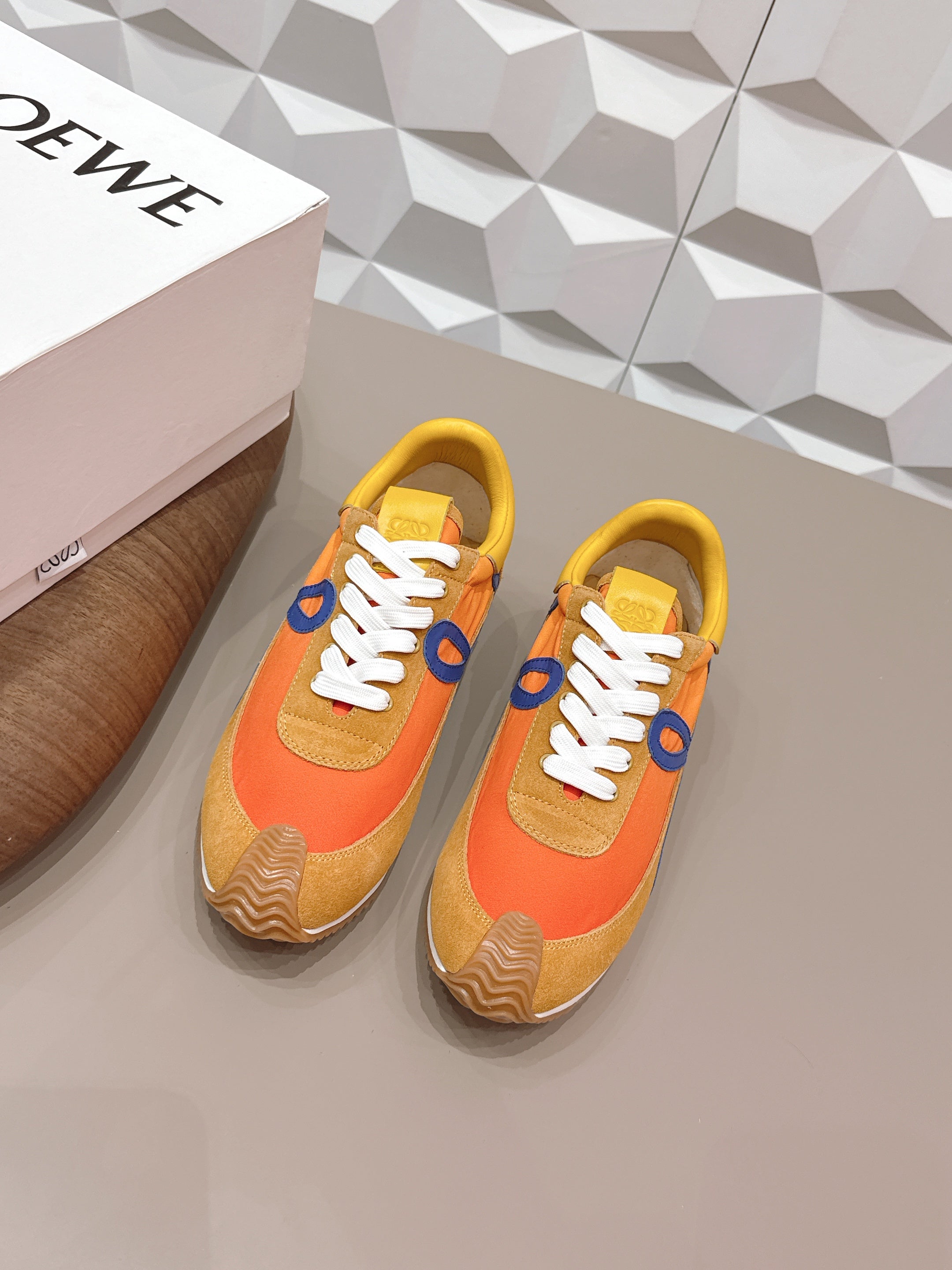 L2-Sneakers