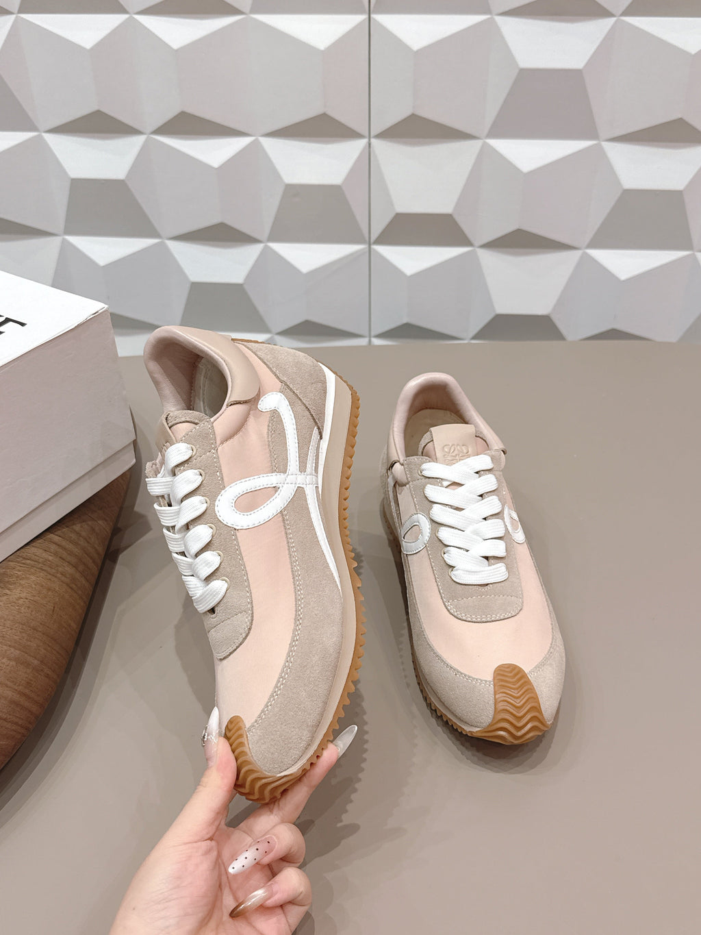 L2-Sneakers