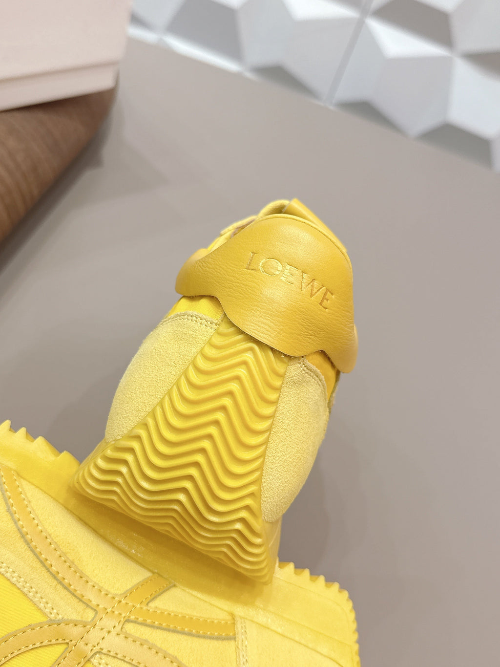 L2-Sneakers