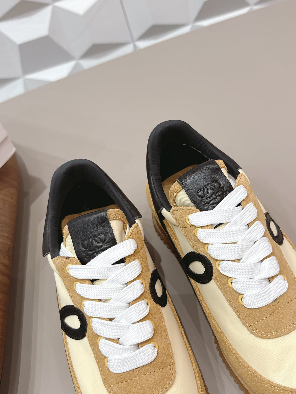 L2-Sneakers