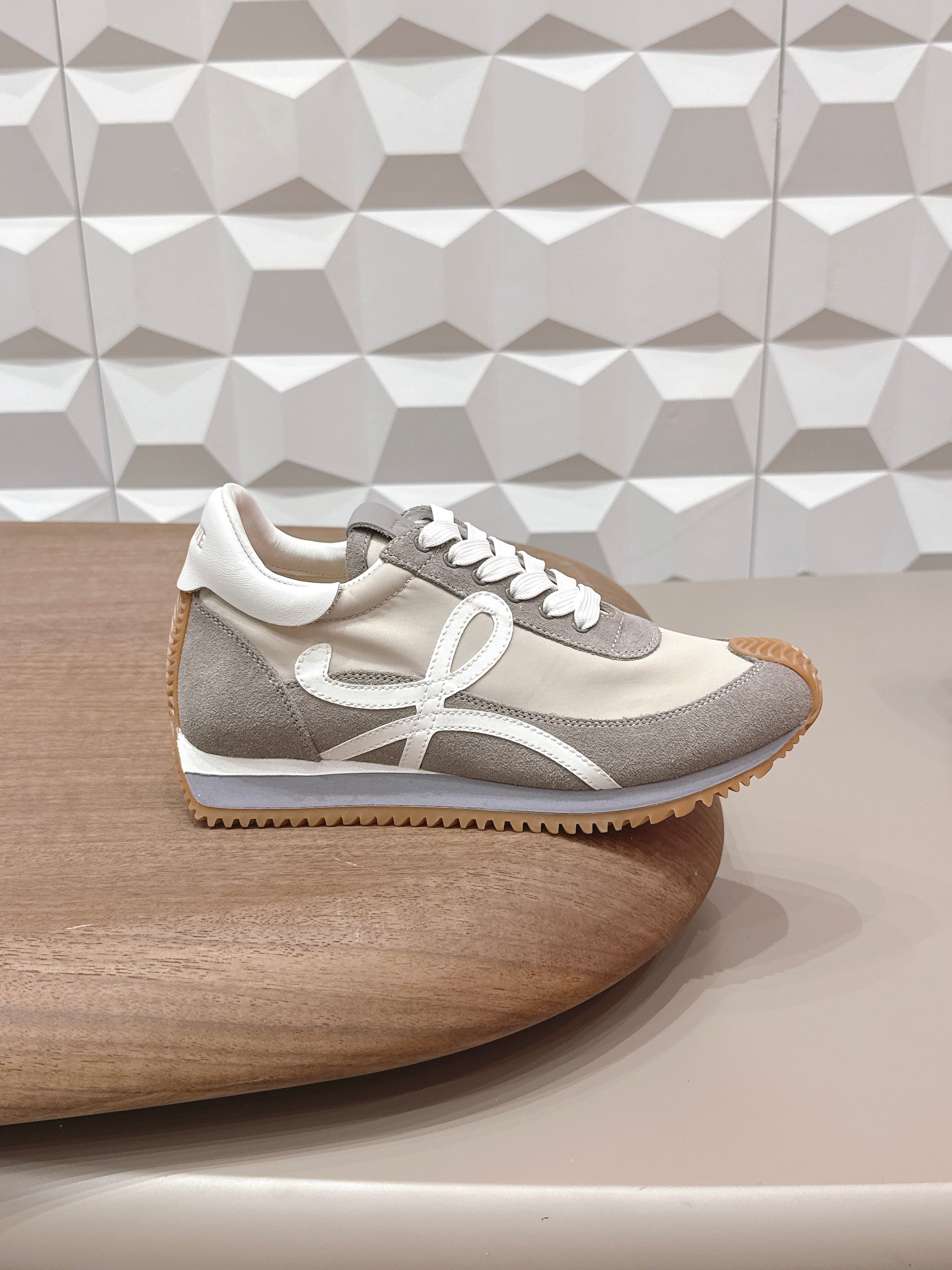 L2-Sneakers