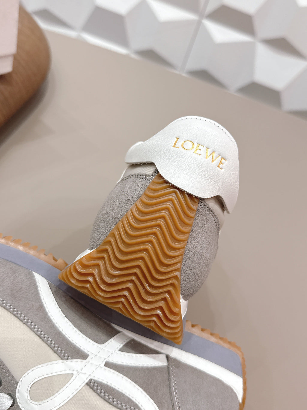 L2-Sneakers