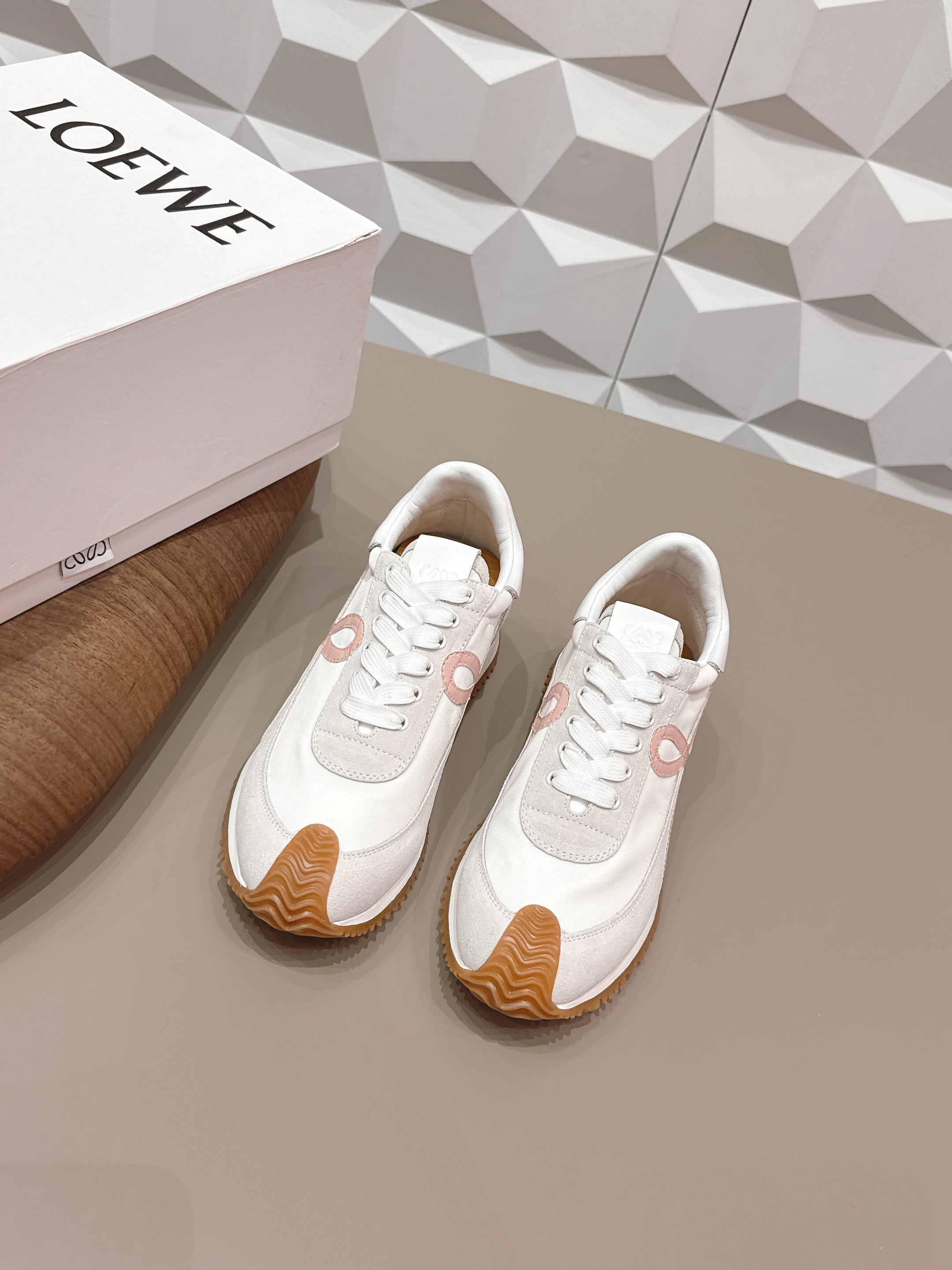 L2-Sneakers