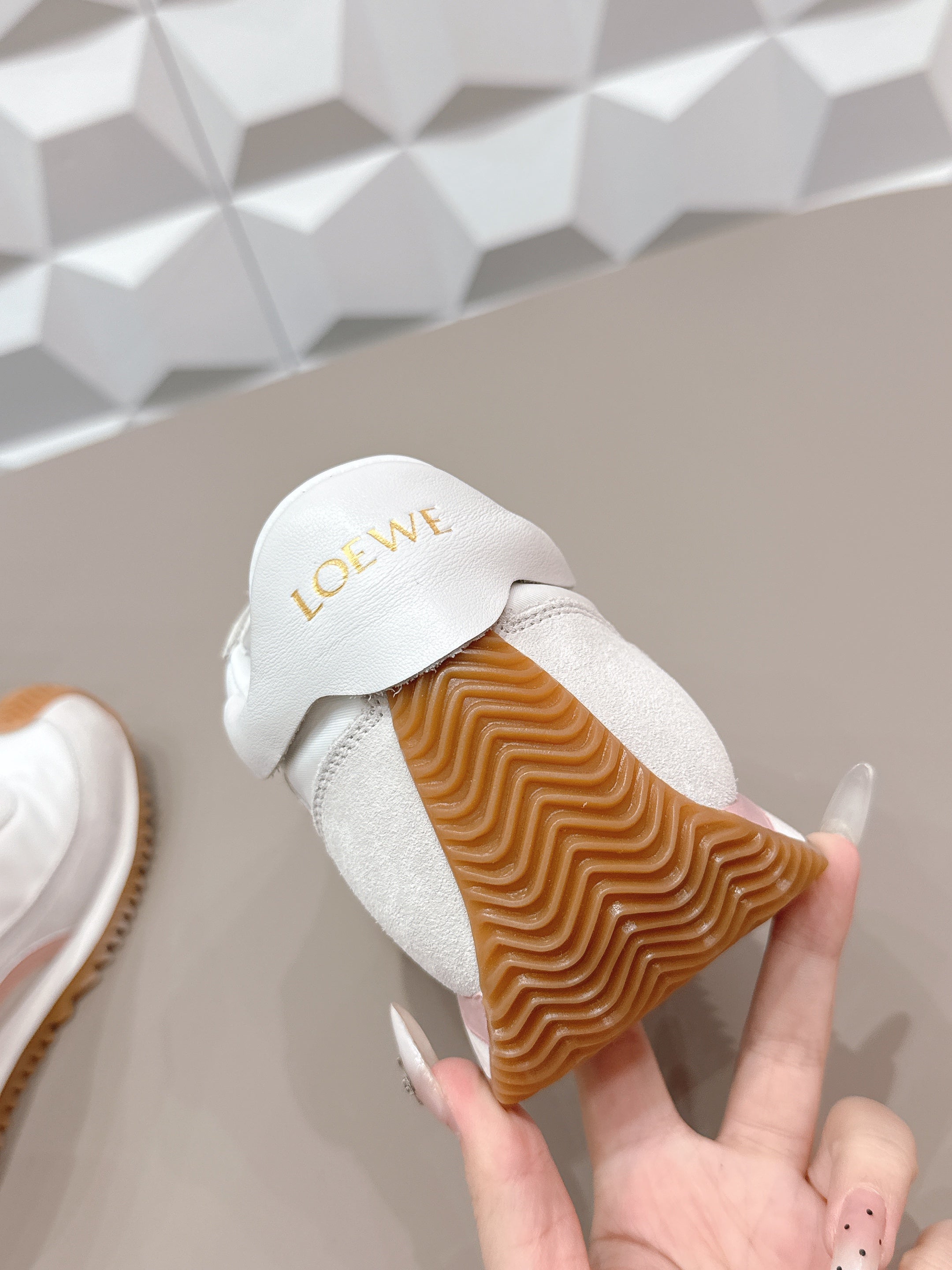 L2-Sneakers