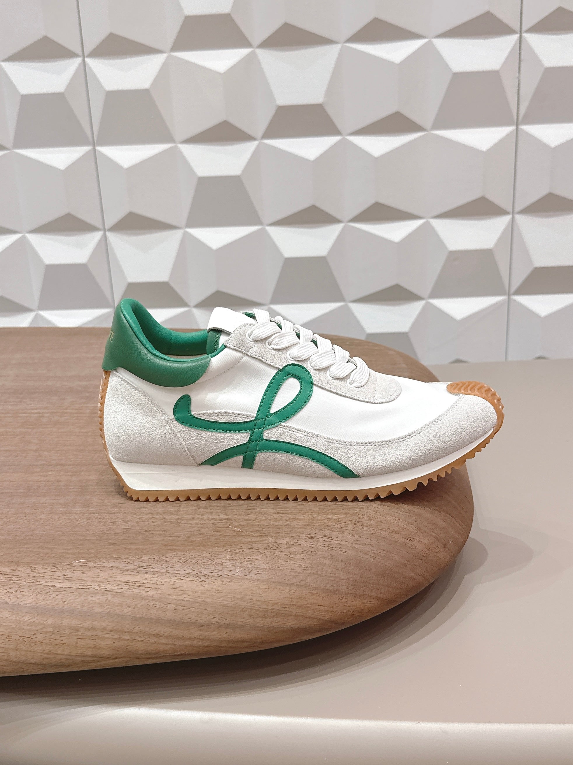 L2-Sneakers