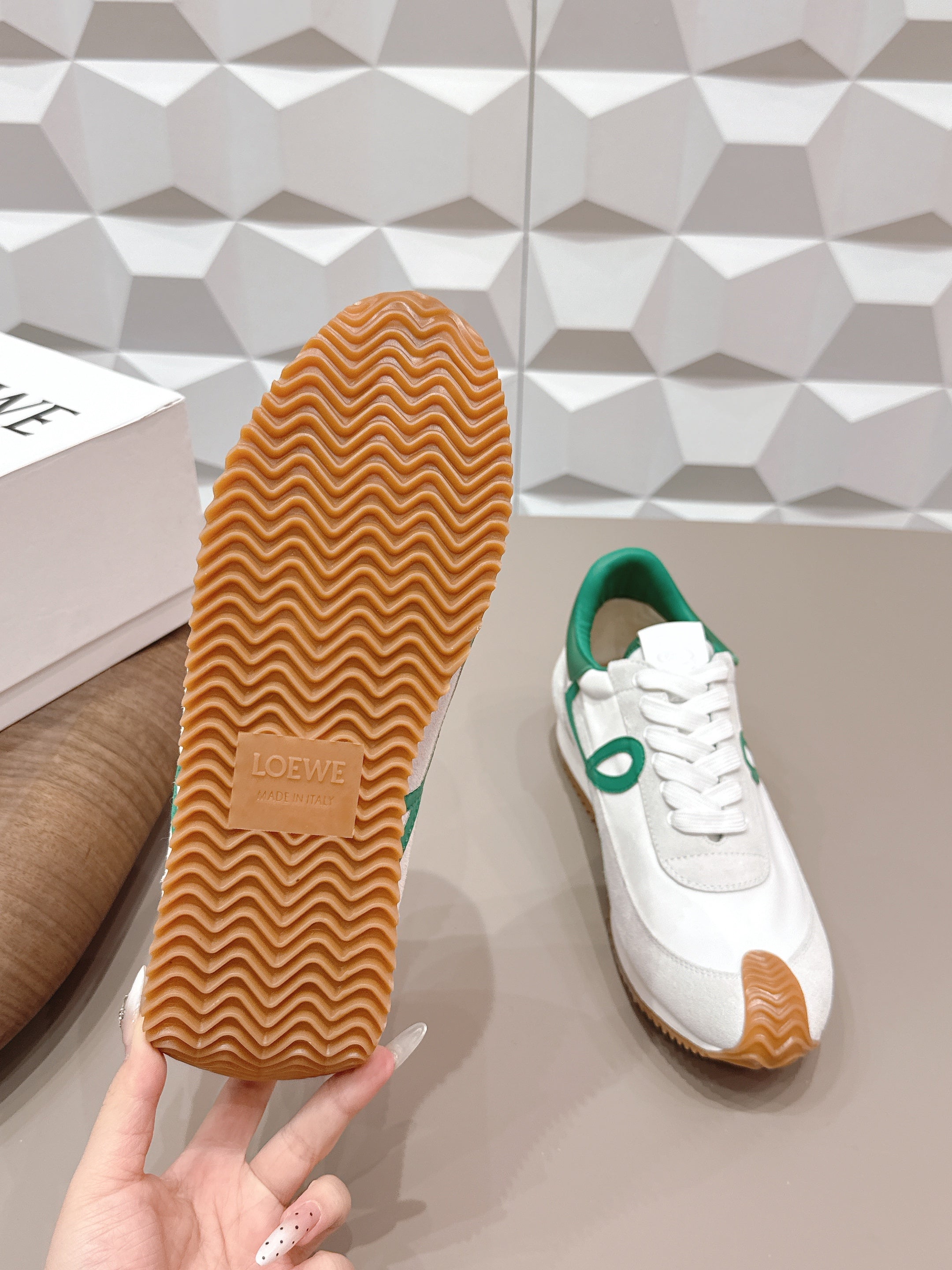 L2-Sneakers