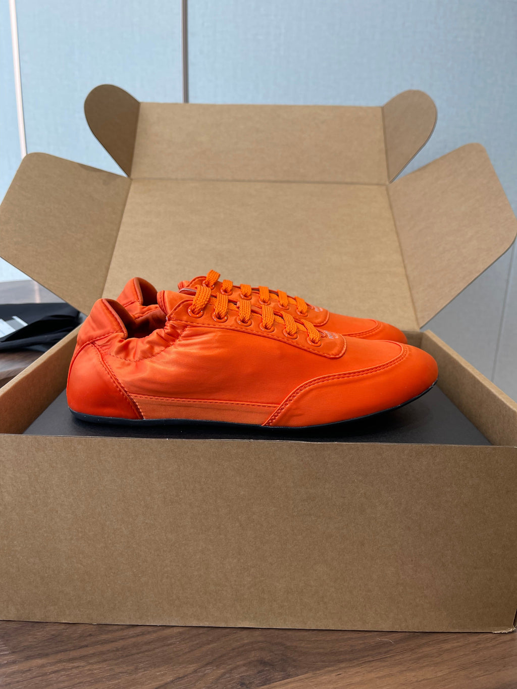 P-Sneakers