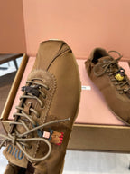 M-Sneakers