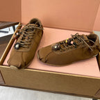 M-Sneakers