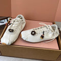 M-Sneakers