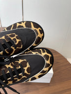 T-Sneakers