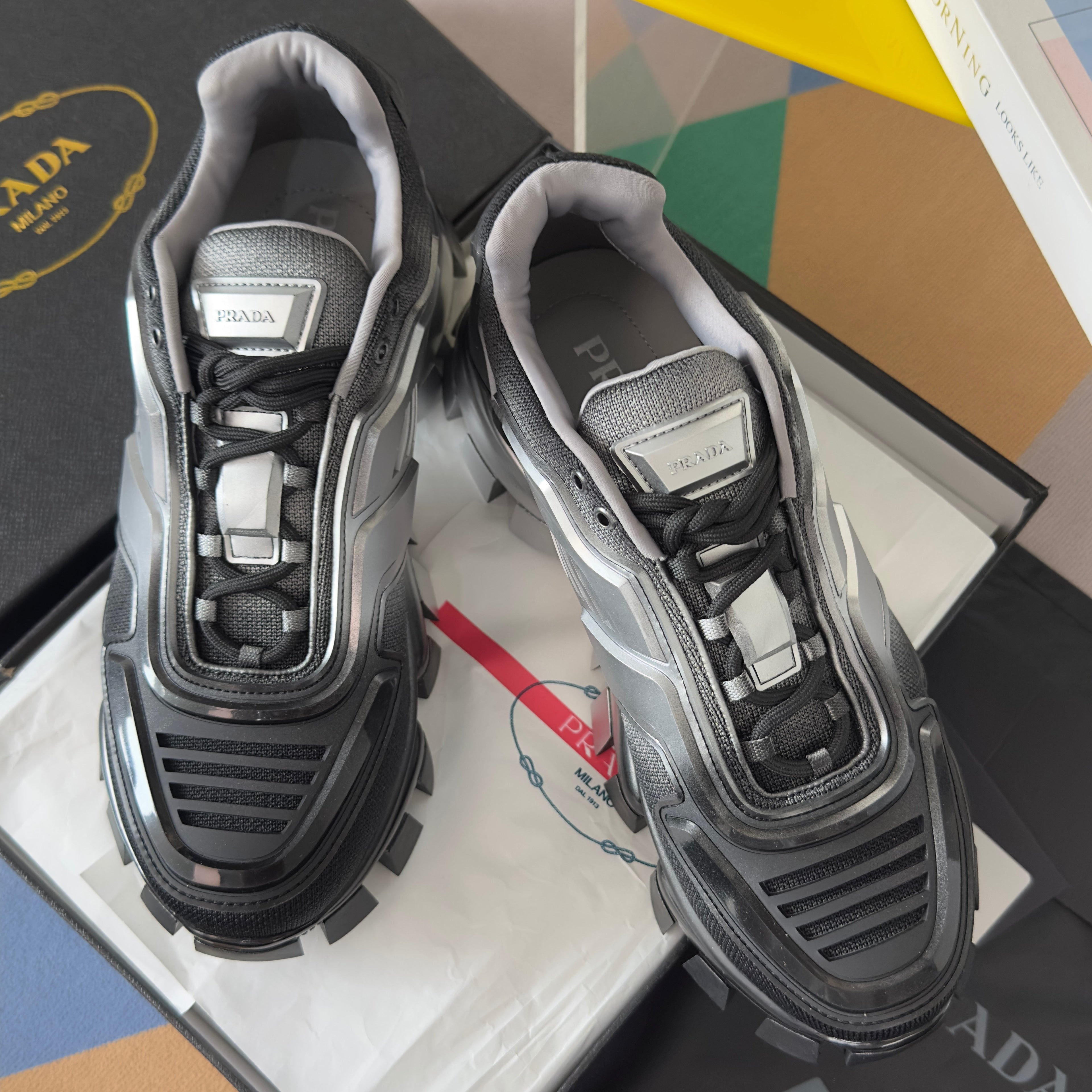 P-Sneakers