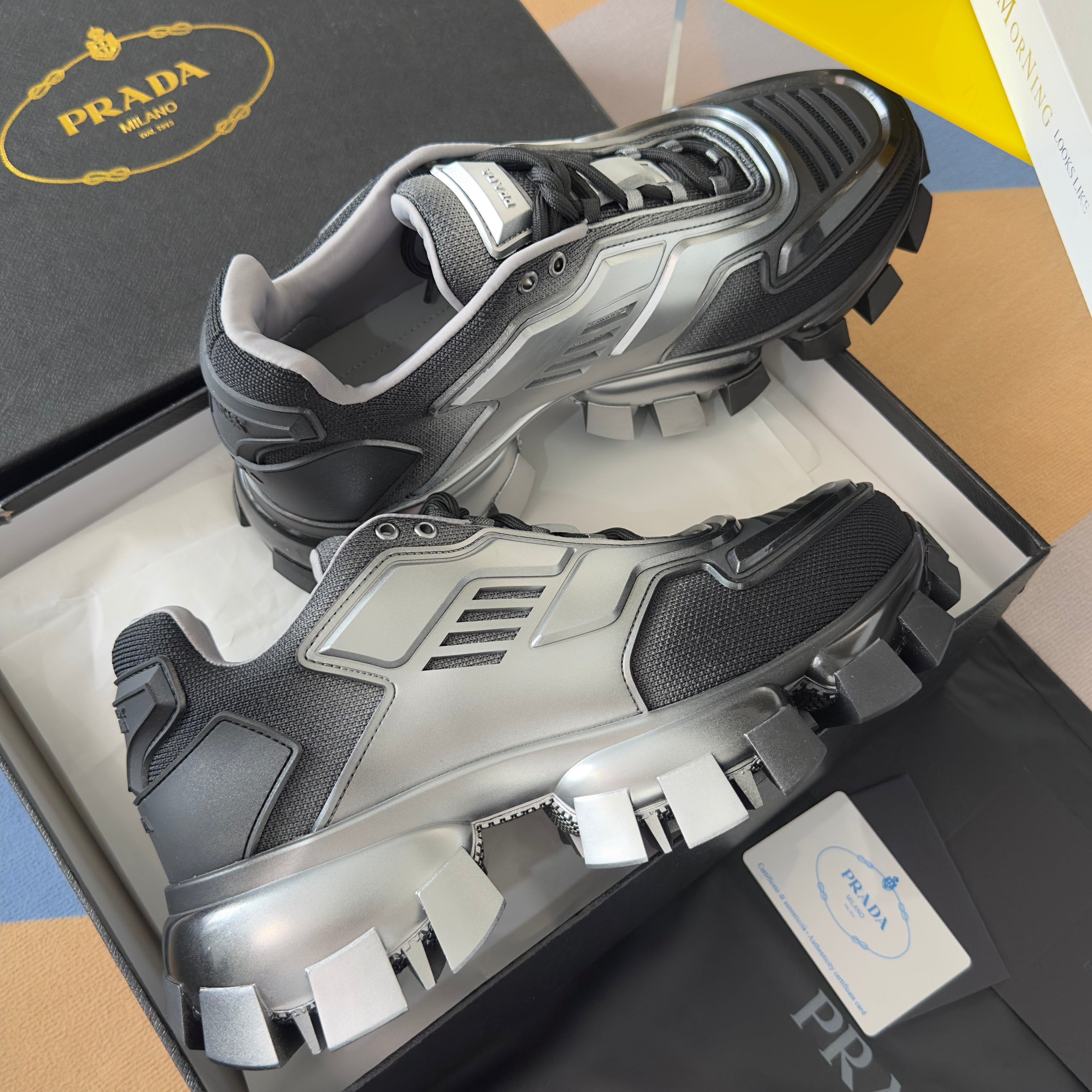 P-Sneakers