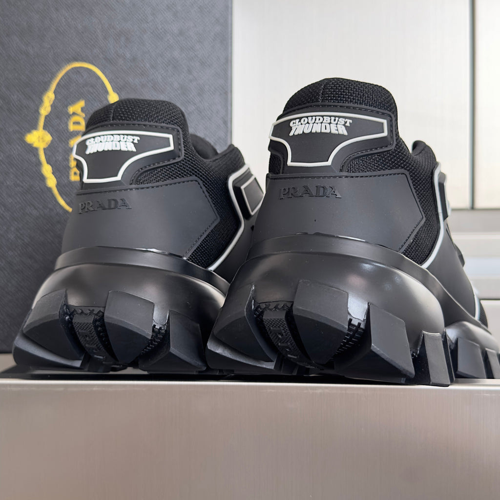 P-Sneakers