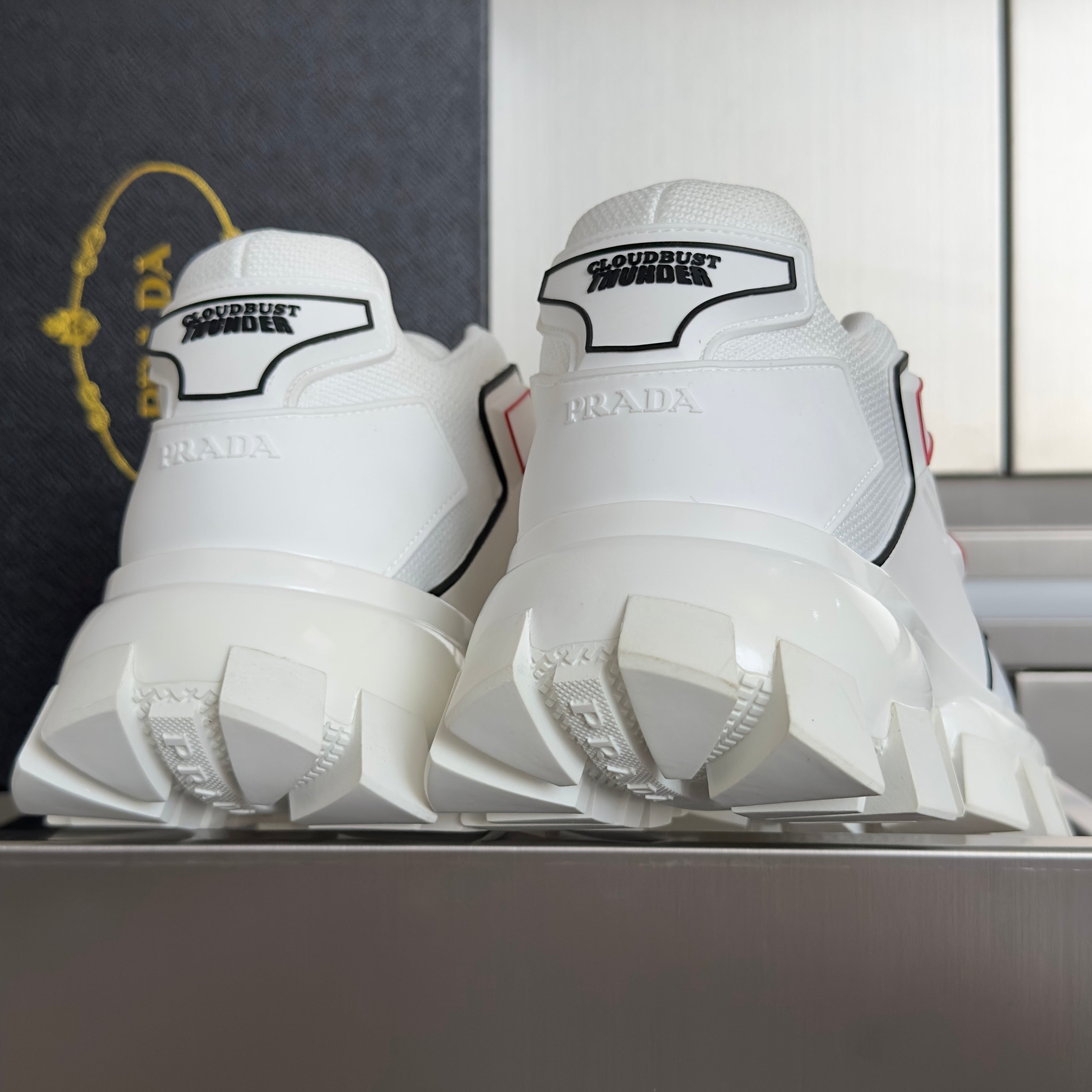 P-Sneakers