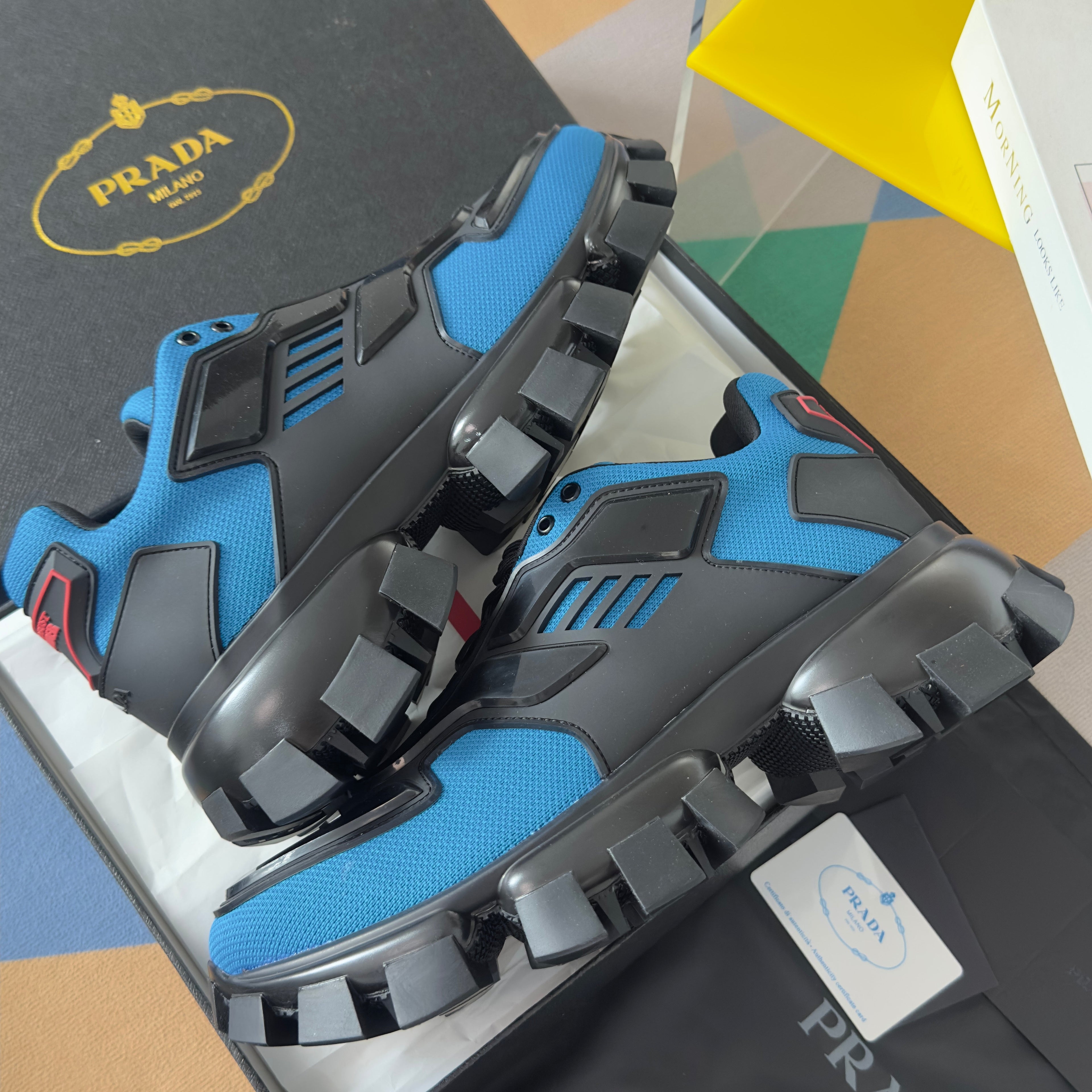 P-Sneakers