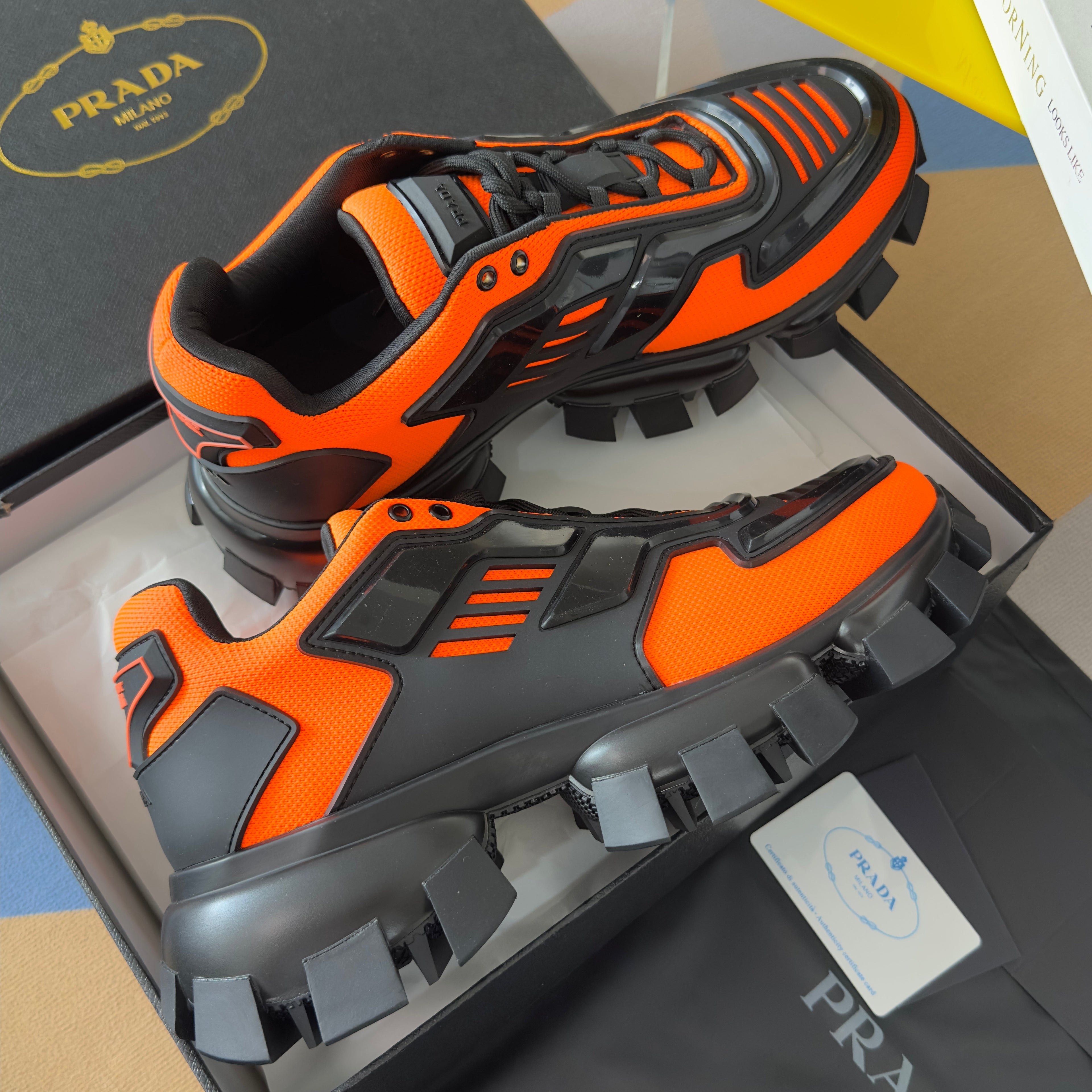P-Sneakers