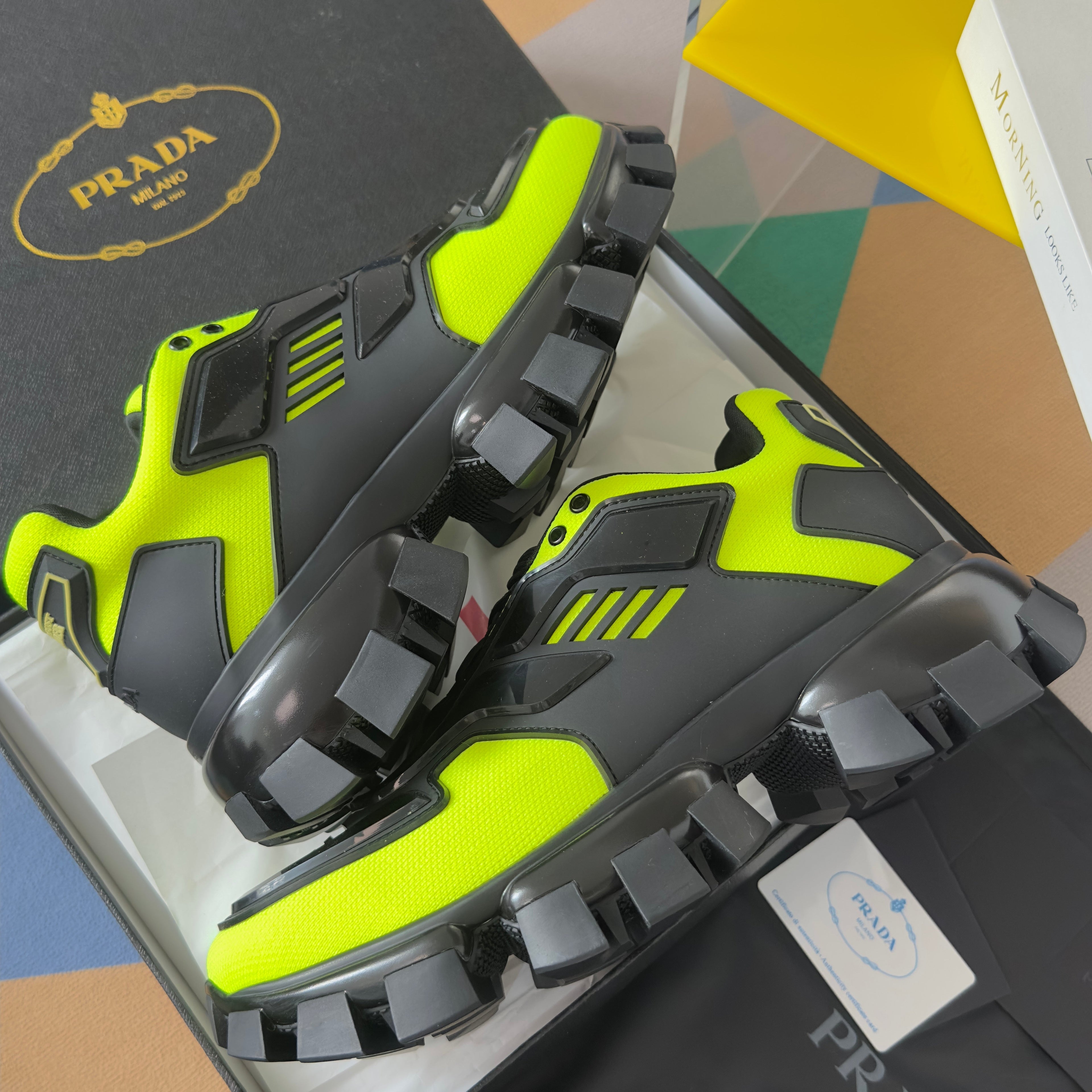 P-Sneakers