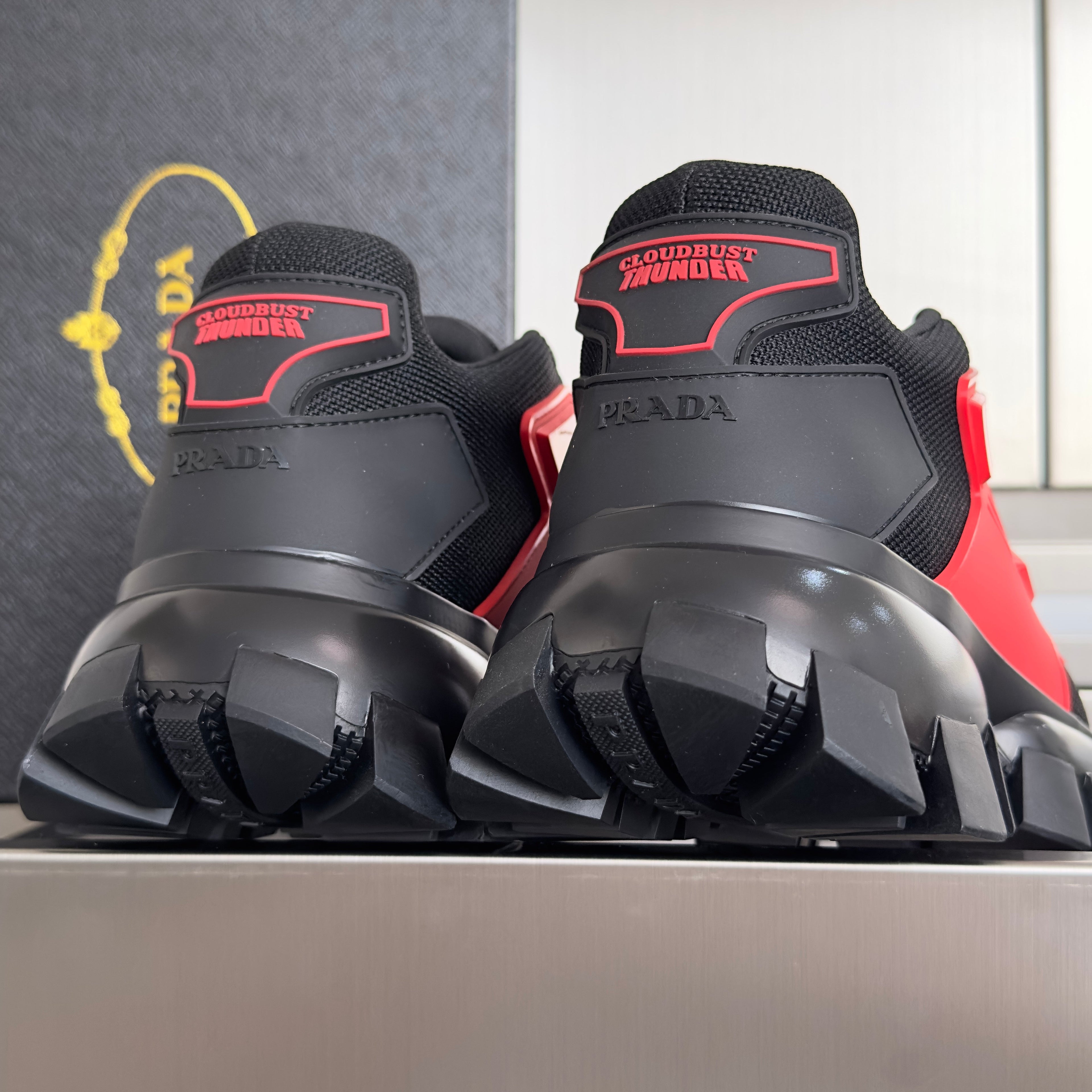 P-Sneakers