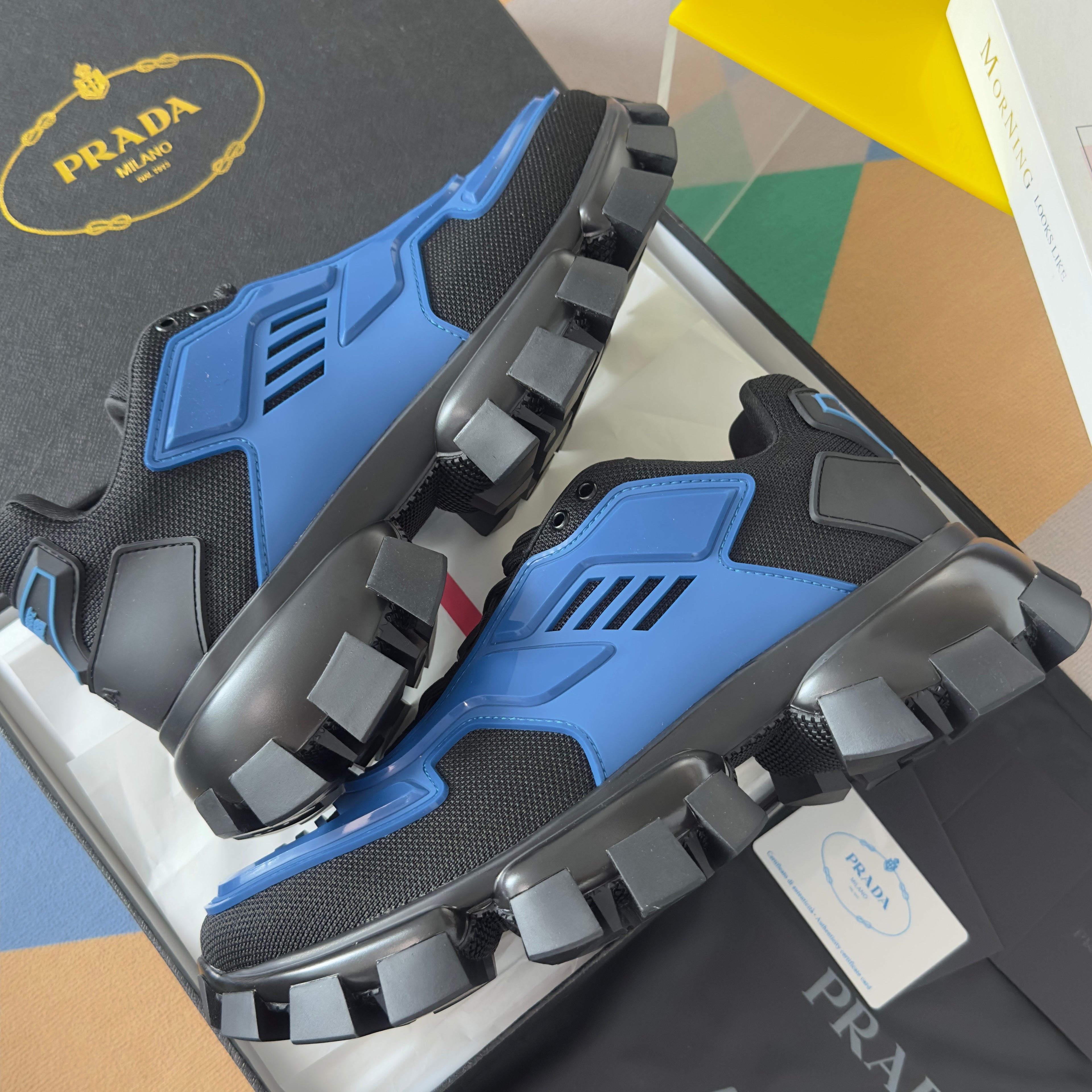 P-Sneakers