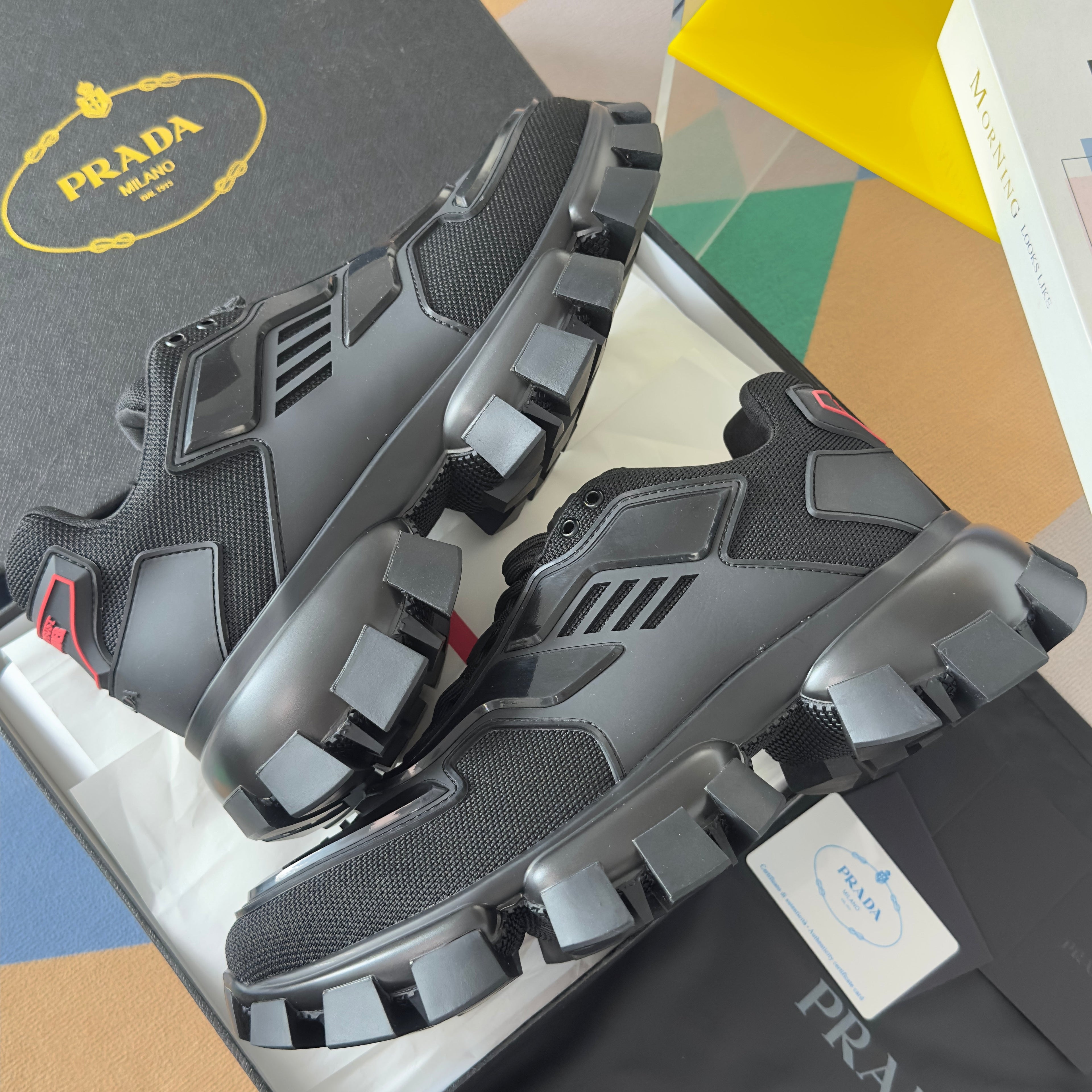 P-Sneakers