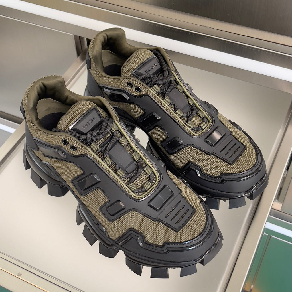 P-Sneakers