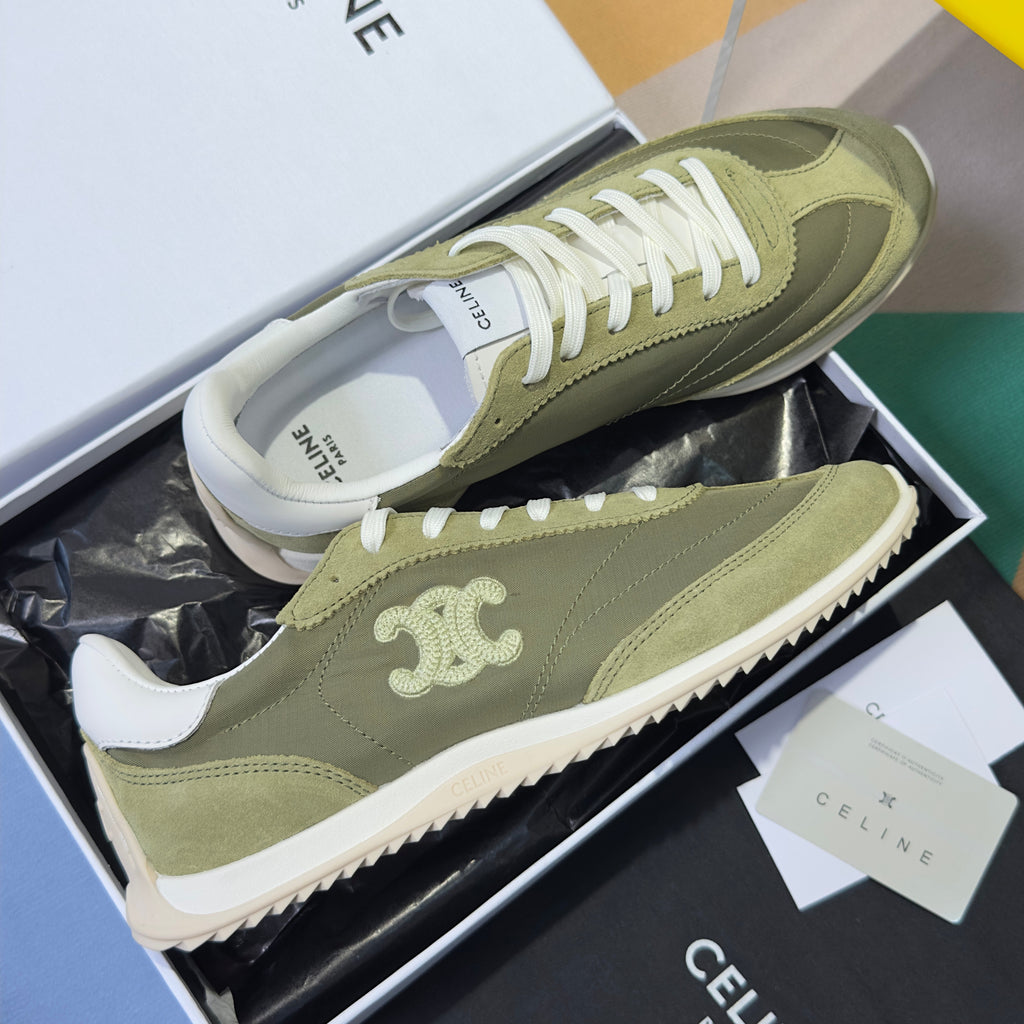 S-Sneakers