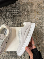 S-Sneakers