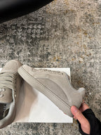 S-Sneakers