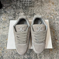 S-Sneakers