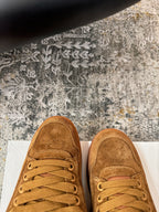 S-Sneakers