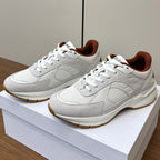 S-Sneakers