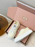 M-Sneakers