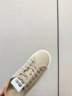 M-Sneakers