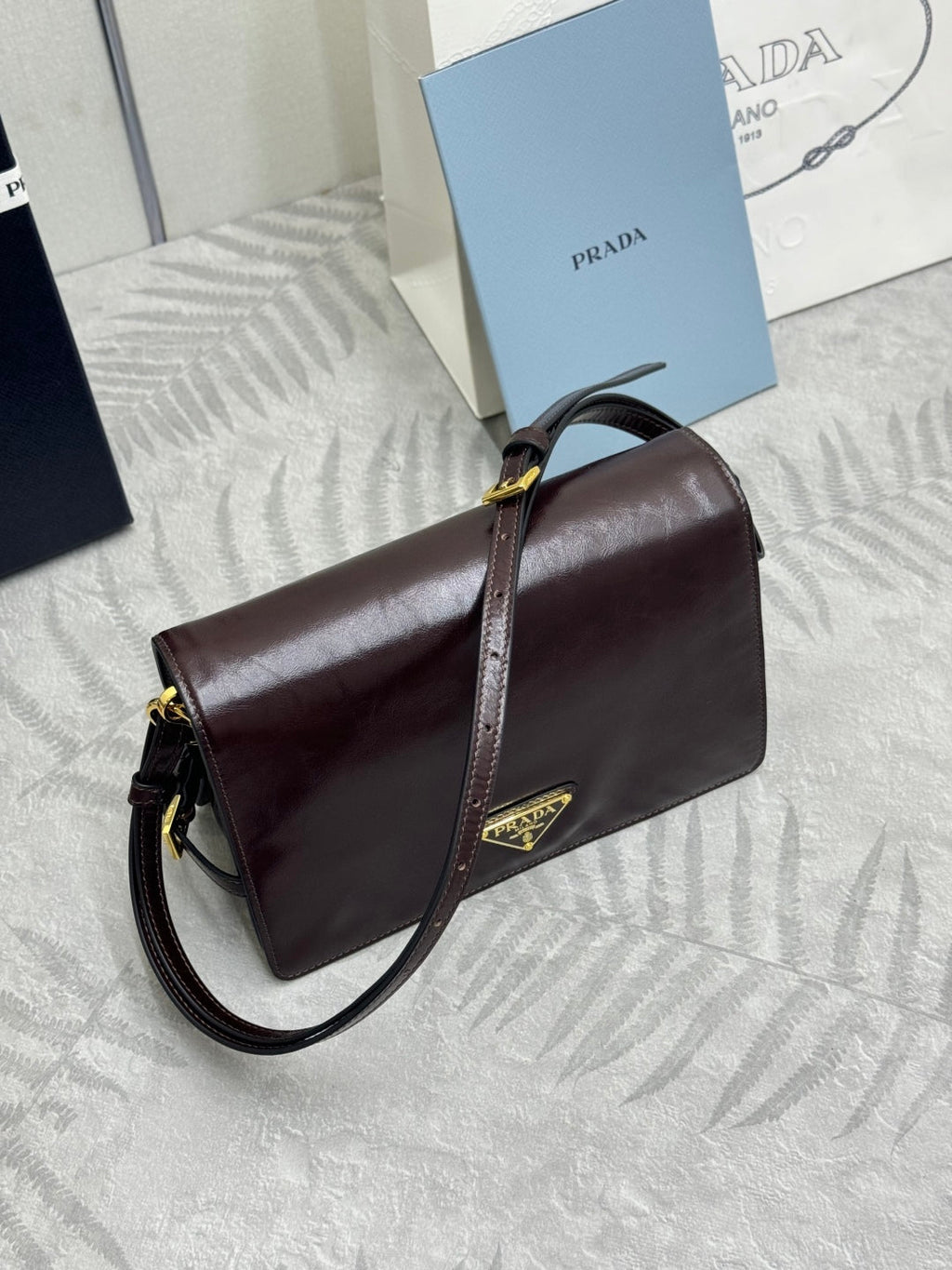 P-Shoulder Bag
