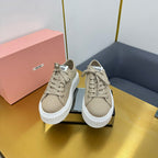 M-Sneakers
