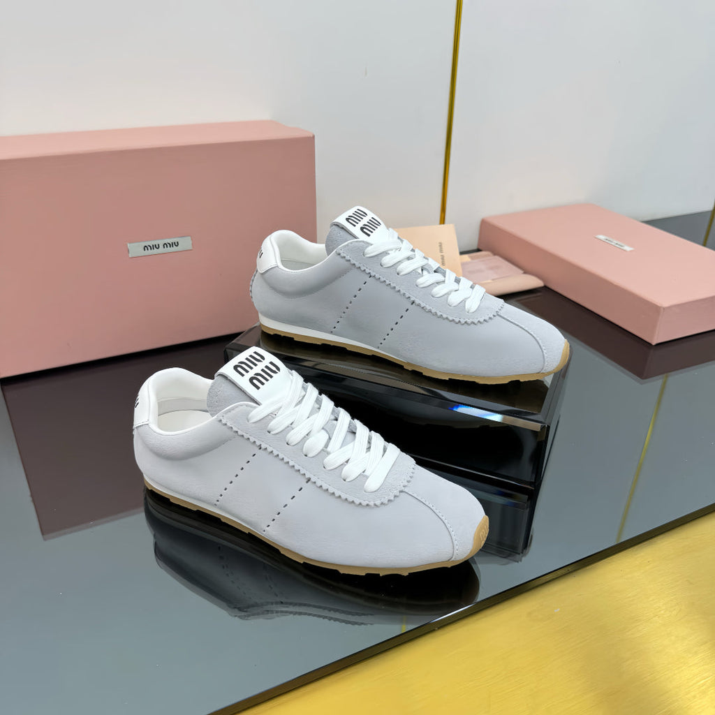 M-Sneakers
