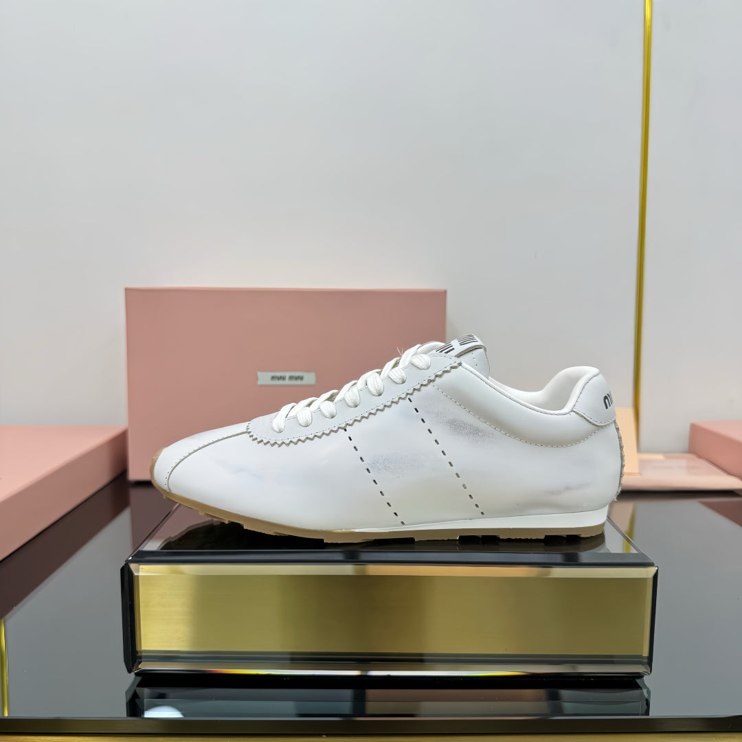 M-Sneakers